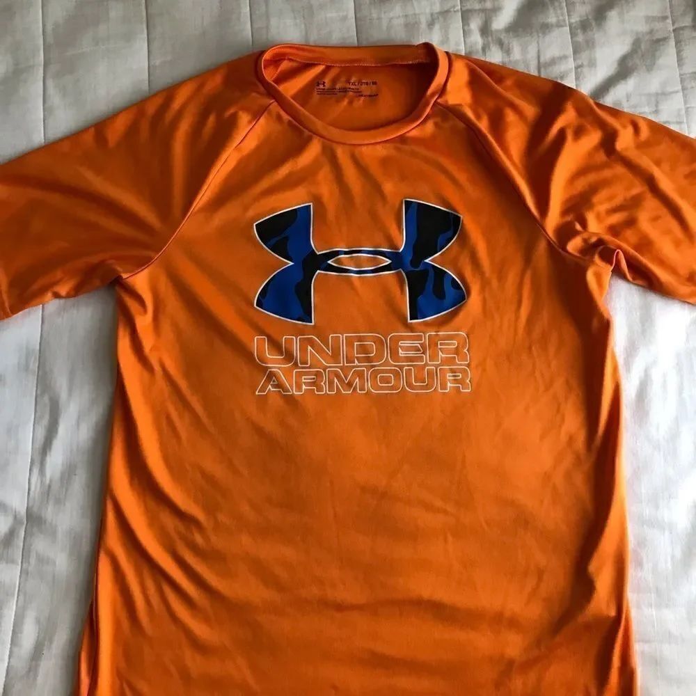 COPY - Under Armour boys loose heatgear T-shirt size YXL